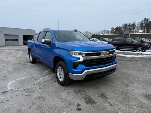 Used 2025 Chevrolet Silverado 1500 LT AWD/4WD image 1