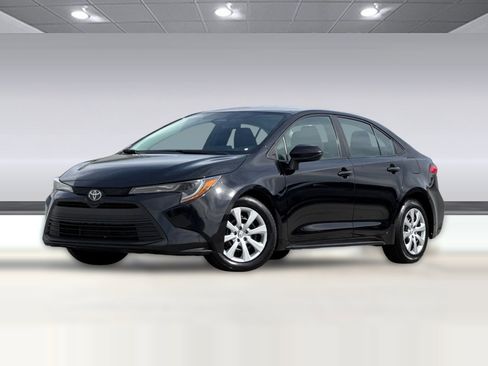 Used 2024 Toyota Corolla LE image 22