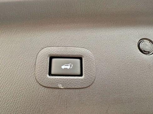 Used 2016 INFINITI QX80 4WD w/ Deluxe Technology Package image 23