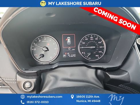Used 2024 Subaru Outback Premium AWD/4WD image 9