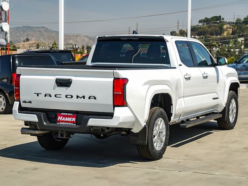 New 2026 Toyota Tacoma SR5 AWD/4WD image 7