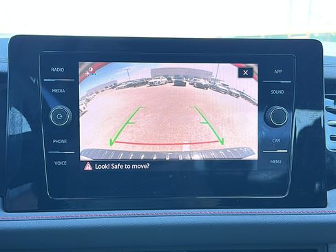 Used 2025 Volkswagen Jetta GLI Autobahn FWD image 30