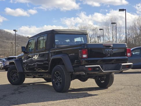 New 2026 Jeep Gladiator Sport AWD/4WD image 7