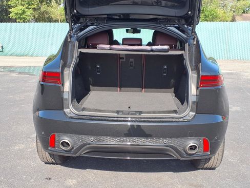 Used 2024 Jaguar E-PACE R-Dynamic SE AWD/4WD image 18