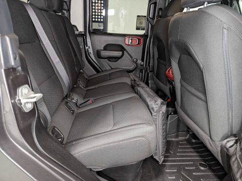 Used 2023 Jeep Gladiator Sport w/ Trailer Tow Package image 44