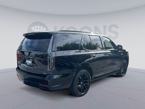 Used 2025 Cadillac Escalade Sport w/ Touring Package AWD/4WD image 7