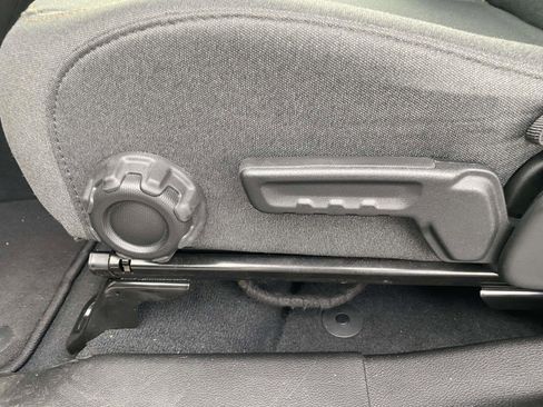 Certified 2024 Jeep Wrangler Sport S image 22