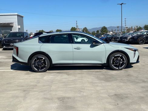New 2025 Kia K4 GT-Line image 2