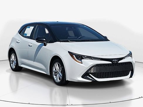 Used 2021 Toyota Corolla SE image 2