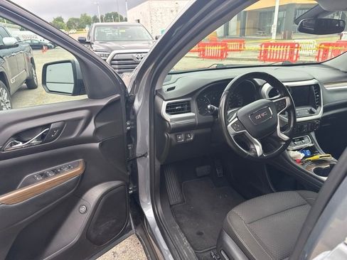 Used 2020 GMC Acadia SLE w/ Driver Convenience Package FWD image 26