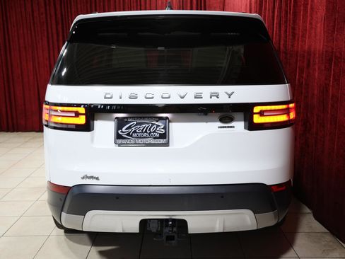 Used 2018 Land Rover Discovery HSE image 10