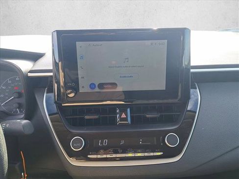 Certified 2025 Toyota Corolla LE image 12