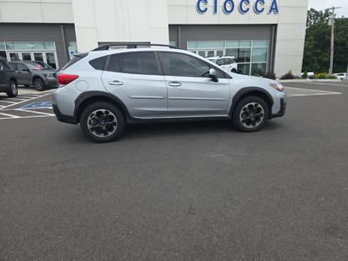 Used 2023 Subaru Crosstrek 2.0i Premium AWD/4WD image 8