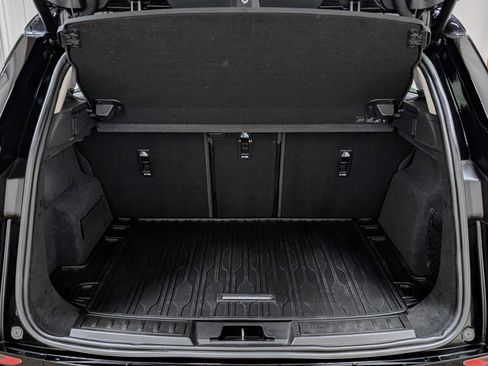 Used 2020 Land Rover Range Rover Evoque S image 18