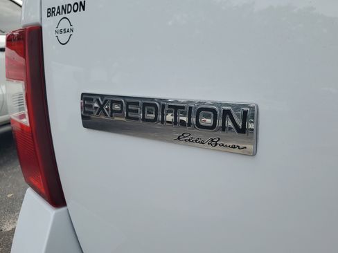 Used 2010 Ford Expedition Eddie Bauer image 9