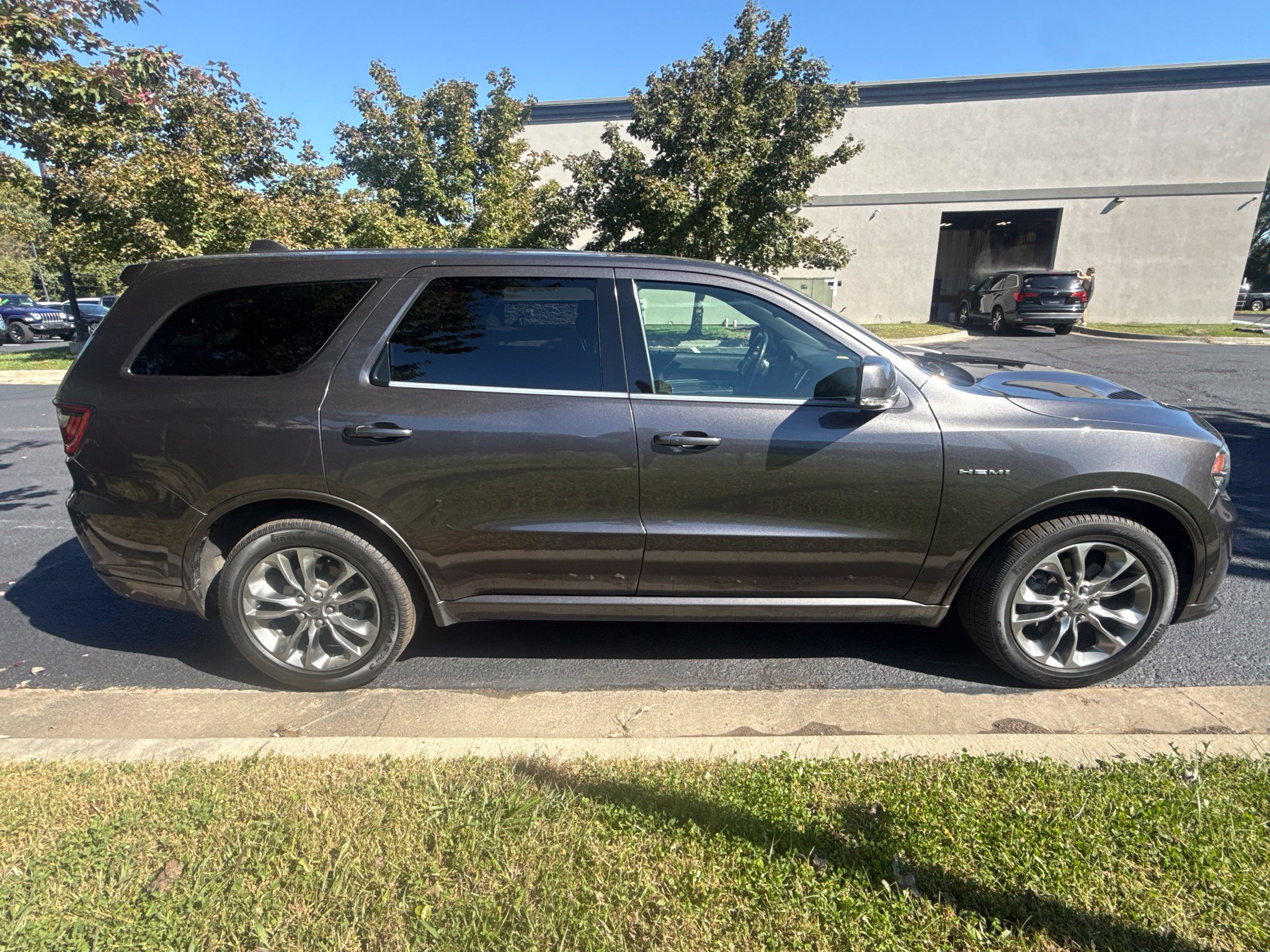 Used 2020 Dodge Durango R/T RWD image 4