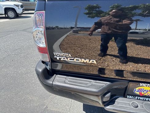 Used 2012 Toyota Tacoma PreRunner w/ TRD Sport Pkg RWD image 7