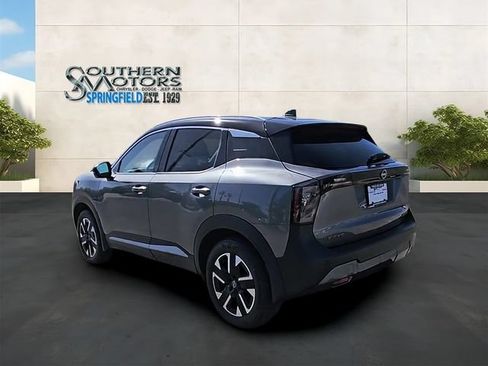 Used 2025 Nissan Kicks SR AWD/4WD image 29