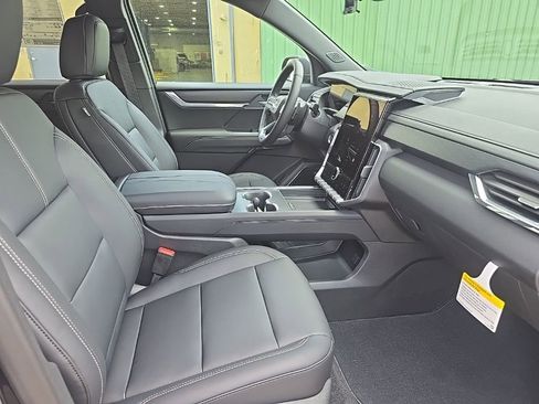 New 2026 GMC Acadia Elevation w/ Elevation Premium Package FWD image 10