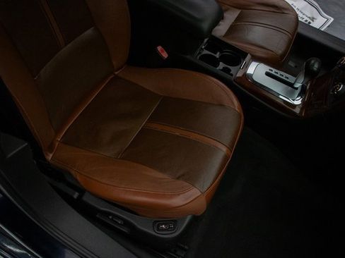 Used 2007 Saturn Aura XR w/ Premium Trim Pkg image 16