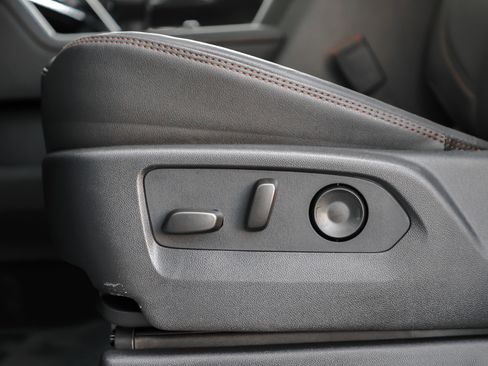 New 2026 GMC Sierra 1500 AT4 w/ AT4 Premium Package image 17