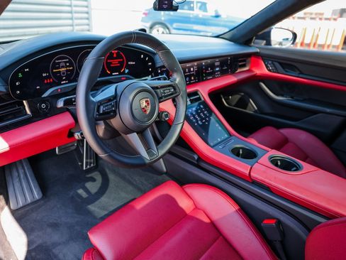 Certified 2024 Porsche Taycan GTS image 4