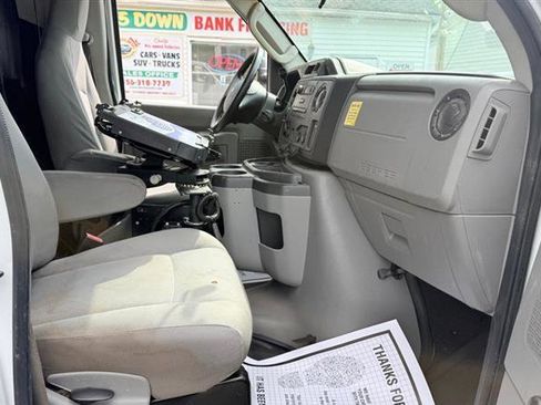 Used 2013 Ford E-250 and Econoline 250 RWD image 11