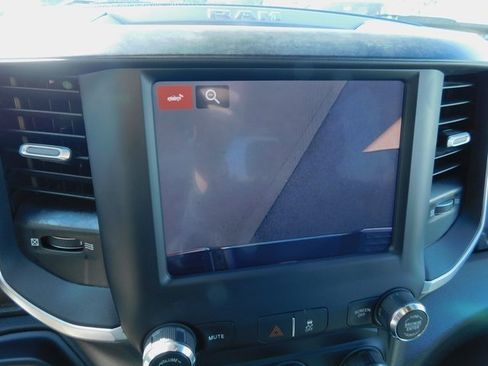 Used 2024 RAM 3500 Big Horn image 33