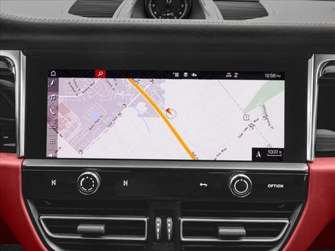 Used 2026 Porsche Macan AWD/4WD image 12