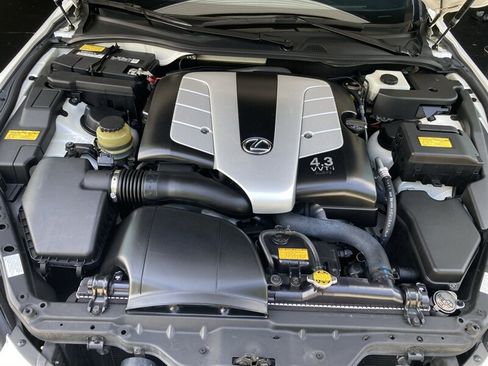 Used 2007 Lexus SC 430 Convertible RWD image 39