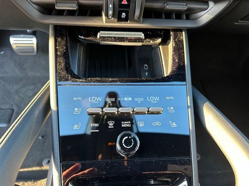 Used 2026 Porsche Cayenne S image 25