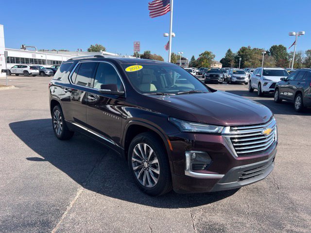 Used 2022 Chevrolet Traverse Premier w/ LPO, Floor Liner Package FWD image 3