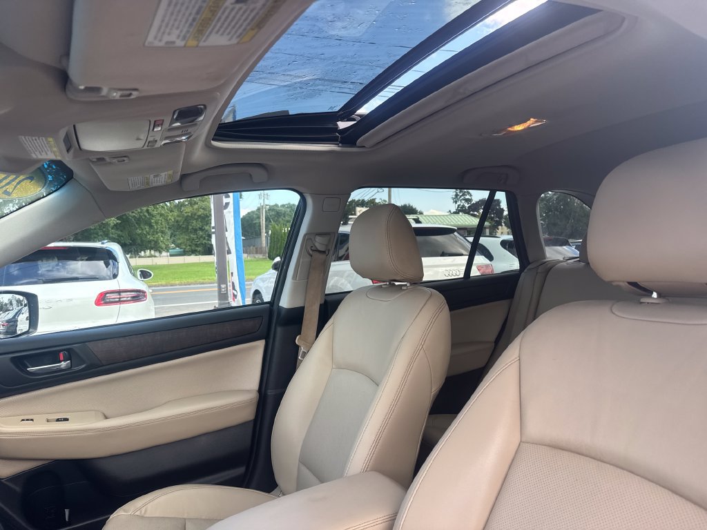 Used 2016 Subaru Outback 2.5i Limited AWD/4WD image 22