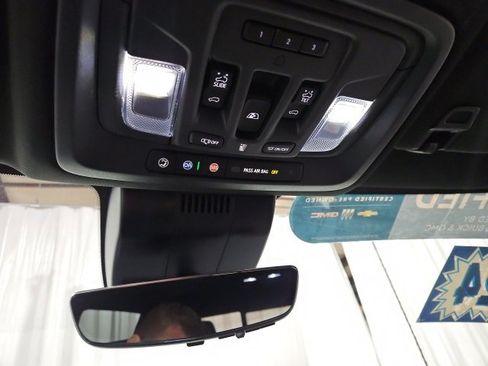 Certified 2024 Chevrolet Silverado 3500 High Country w/ High Country Premium Package image 34