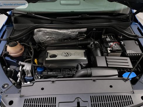 Used 2017 Volkswagen Tiguan S FWD image 14