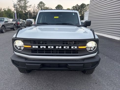 New 2025 Ford Bronco 4-Door image 8