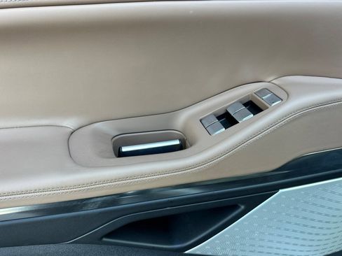 New 2026 Lincoln Navigator L Black Label AWD/4WD image 10
