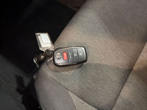 Used 2025 Toyota Camry LE image 22