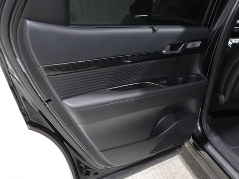 Used 2025 Hyundai Palisade Calligraphy AWD/4WD image 19