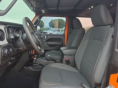 Used 2025 Jeep Wrangler Sport image 14