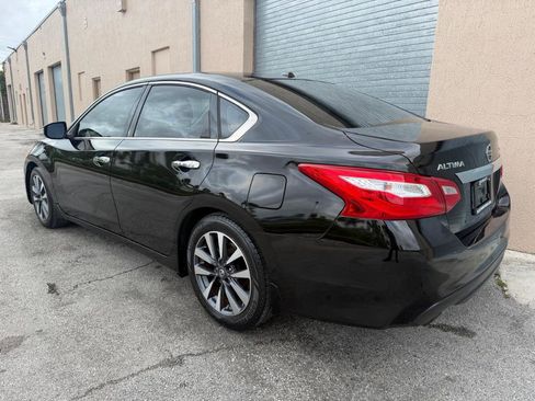 Used 2016 Nissan Altima 2.5 SV w/ Convenience Package image 13