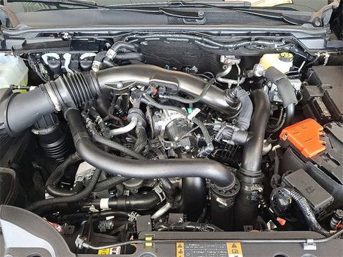 New 2025 Ford Ranger Raptor image 9