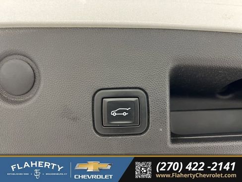 Used 2021 Chevrolet Equinox LT image 21