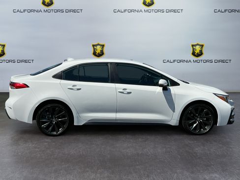 Used 2024 Toyota Corolla SE FWD image 4