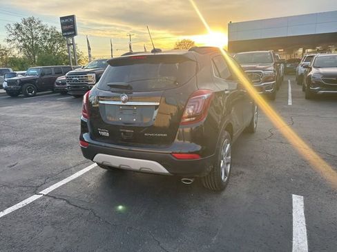 Used 2017 Buick Encore Preferred w/ Experience Buick Package FWD image 5