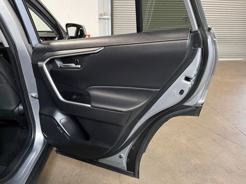 Used 2023 Toyota RAV4 XLE FWD image 14