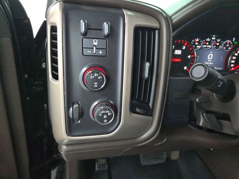 Used 2015 GMC Sierra 3500 Denali w/ Duramax Plus Package image 18