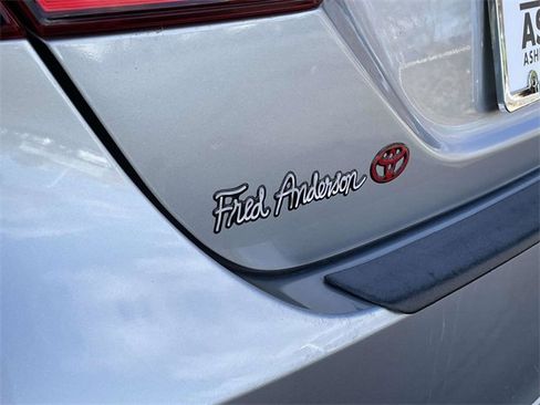 Used 2023 Toyota Camry SE image 11