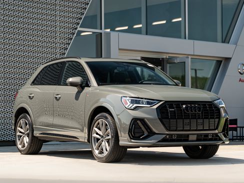 Used 2025 Audi Q3 2.0T Premium AWD/4WD image 1