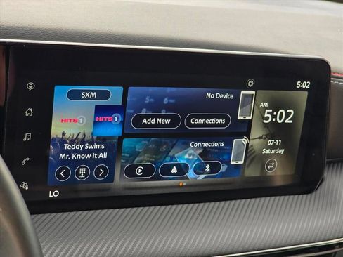 Used 2025 Nissan Kicks SR FWD image 20
